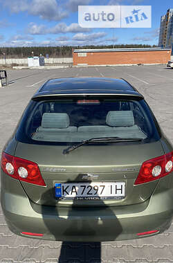 Хэтчбек Chevrolet Lacetti 2005 в Киеве