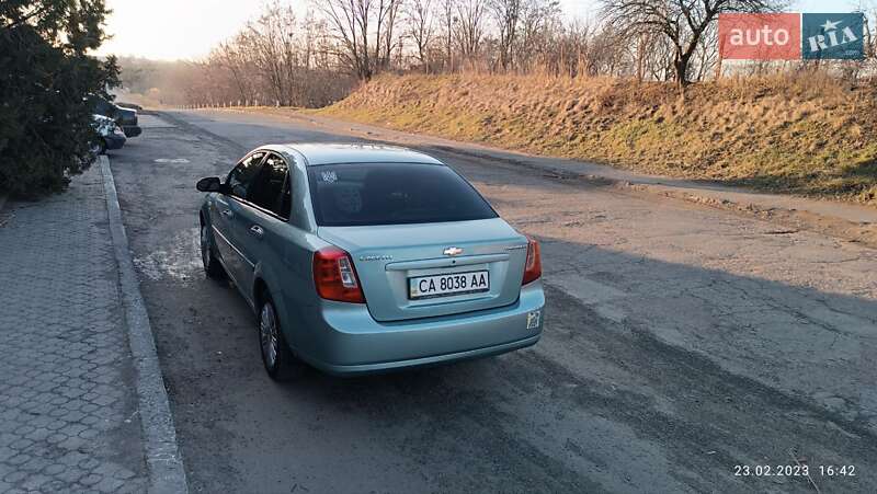 Chevrolet Lacetti 2004