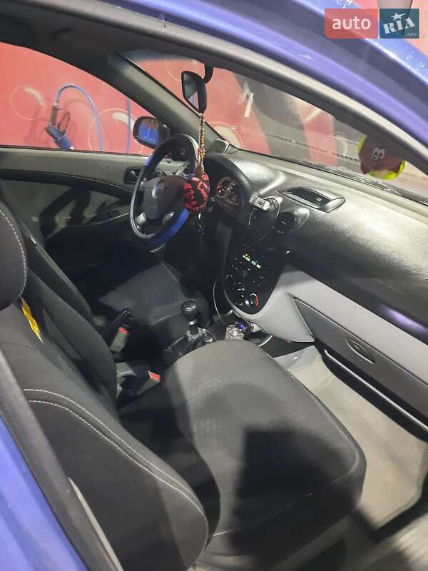 Хэтчбек Chevrolet Lacetti 2006 в Киеве