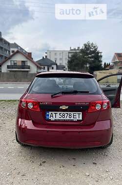 Седан Chevrolet Lacetti 2010 в Ивано-Франковске