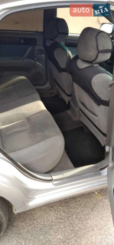 Седан Chevrolet Lacetti 2005 в Кривом Роге