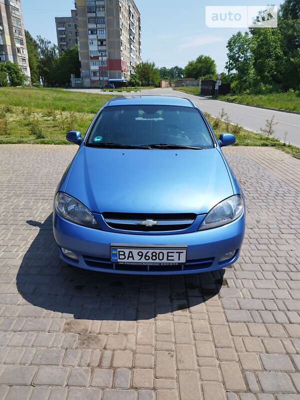 Хэтчбек Chevrolet Lacetti 2005 в Александрие