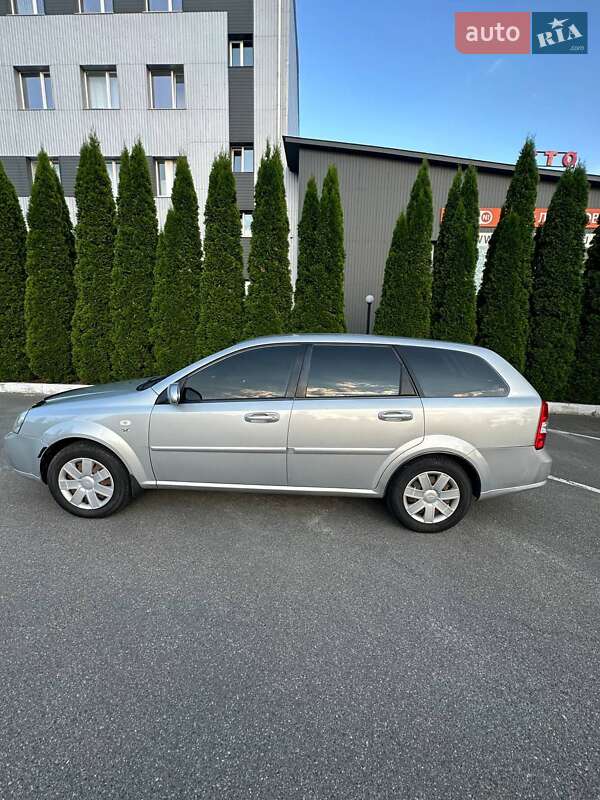 Универсал Chevrolet Lacetti 2008 в Киеве