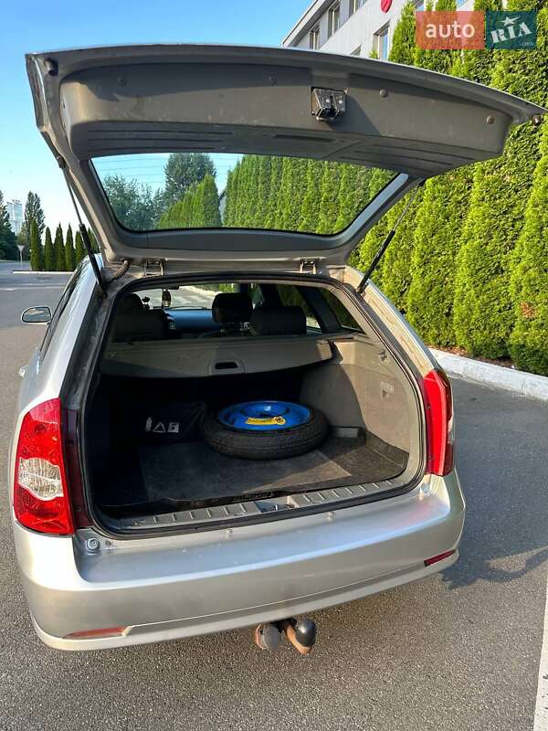 Универсал Chevrolet Lacetti 2008 в Киеве