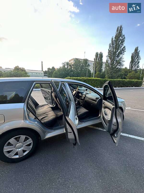 Универсал Chevrolet Lacetti 2008 в Киеве