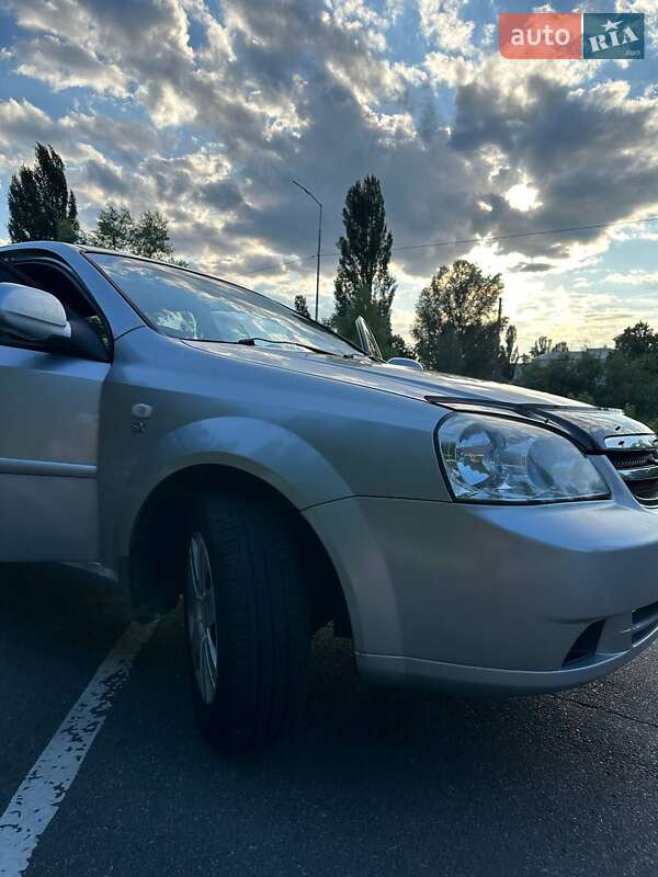 Универсал Chevrolet Lacetti 2008 в Киеве