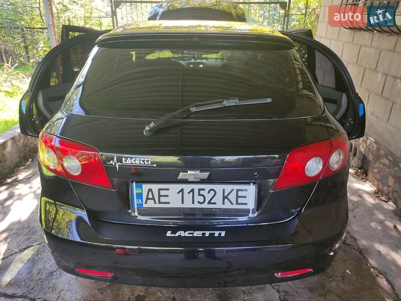 Хэтчбек Chevrolet Lacetti 2005 в Каменском фото 4 Хэтчбек Chevrolet Lacetti 2005 в Каменском