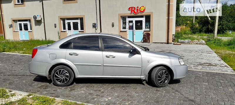 Седан Chevrolet Lacetti 2007 в Шумске фото 40 Седан Chevrolet Lacetti 2007 в Шумске