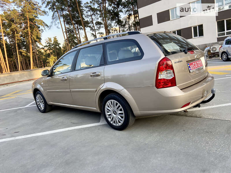 Универсал Chevrolet Lacetti 2009 в Киеве