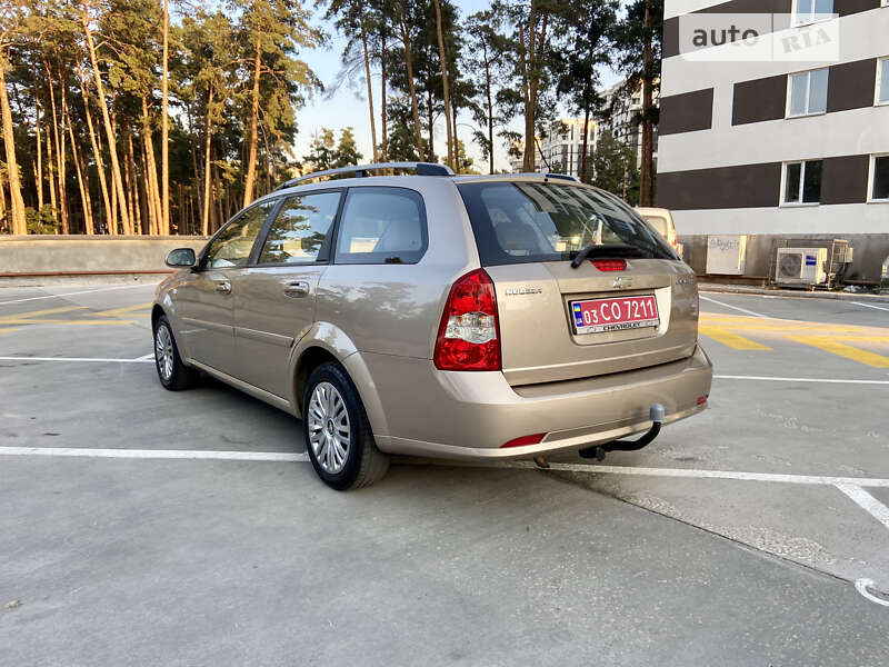 Универсал Chevrolet Lacetti 2009 в Киеве