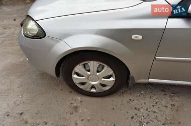 Хэтчбек Chevrolet Lacetti 2005 в Киеве