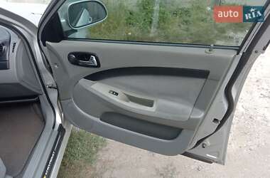 Хэтчбек Chevrolet Lacetti 2005 в Киеве