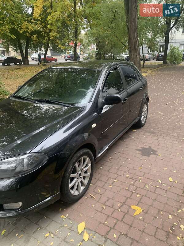 Хэтчбек Chevrolet Lacetti 2007 в Запорожье