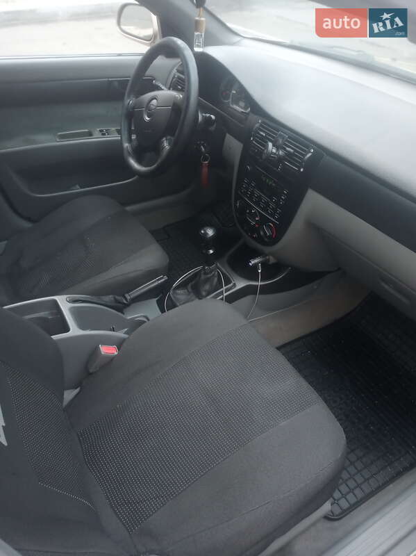 Седан Chevrolet Lacetti 2004 в Харкові
