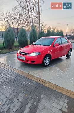 Хэтчбек Chevrolet Lacetti 2008 в Киеве