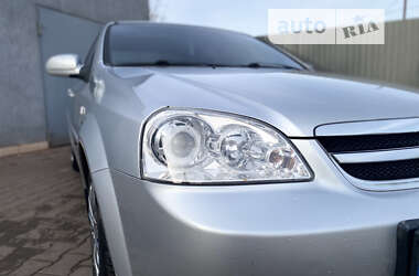 Седан Chevrolet Lacetti 2011 в Кривому Розі