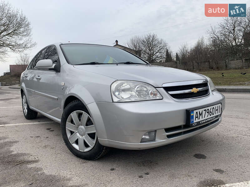 Седан Chevrolet Lacetti 2005 в Виннице