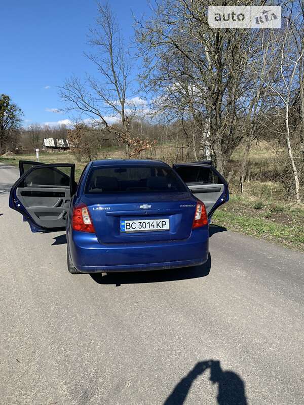 Седан Chevrolet Lacetti 2005 в Львові