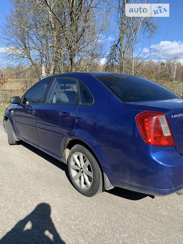 Седан Chevrolet Lacetti 2005 в Львові