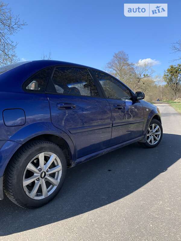 Седан Chevrolet Lacetti 2005 в Львові