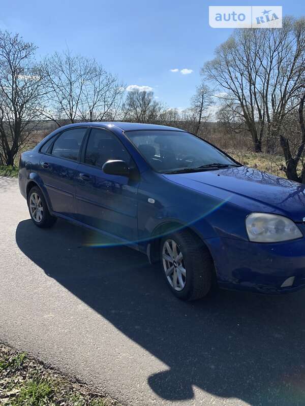 Седан Chevrolet Lacetti 2005 в Львові