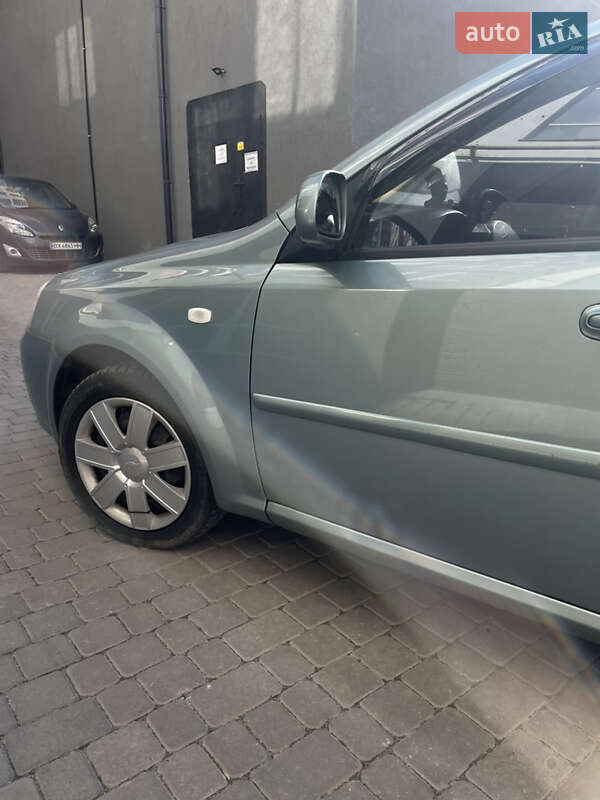 Седан Chevrolet Lacetti 2005 в Хмельницком