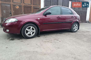 Хэтчбек Chevrolet Lacetti 2005 в Киеве