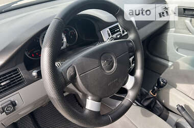 Седан Chevrolet Lacetti 2011 в Кривом Роге