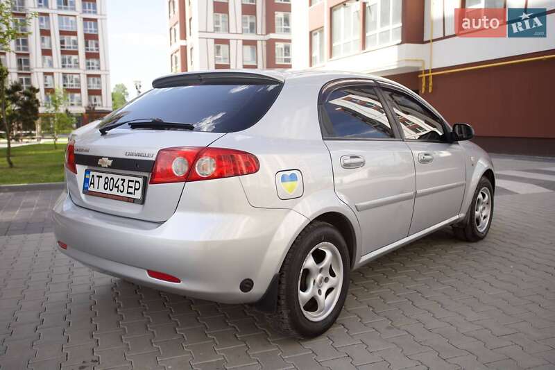 Хетчбек Chevrolet Lacetti 2007 в Івано-Франківську