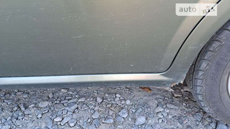 Хэтчбек Chevrolet Lacetti 2005 в Черновцах