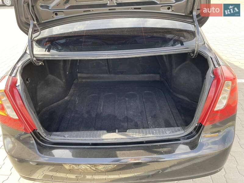 Седан Chevrolet Lacetti 2004 в Києві