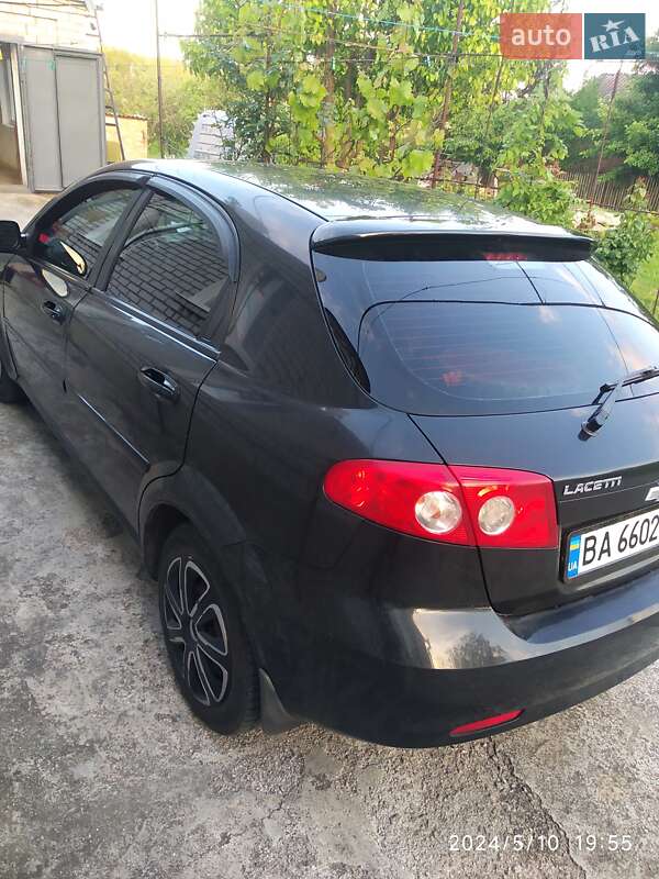 Хетчбек Chevrolet Lacetti 2007 в Новомиргороді