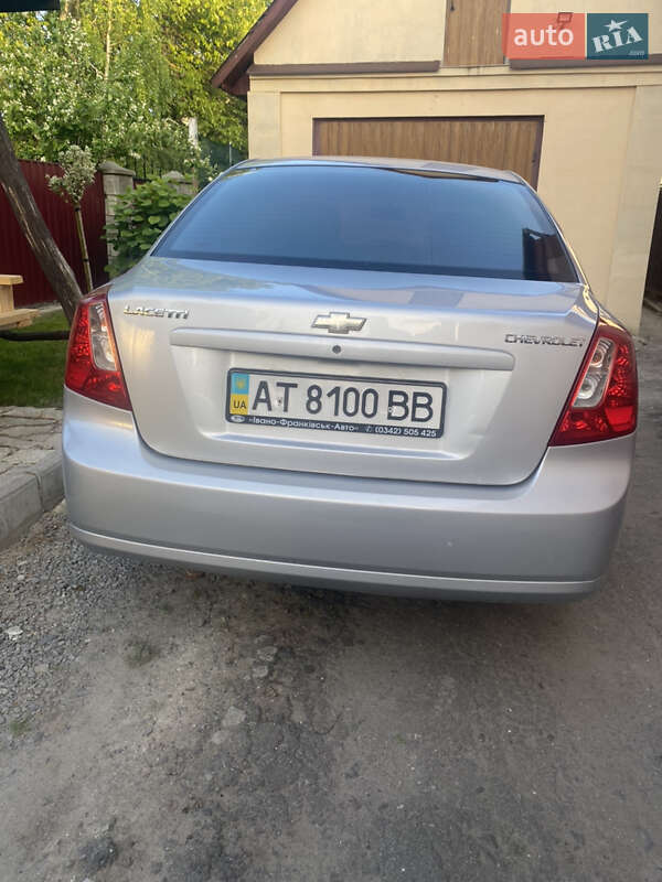 Седан Chevrolet Lacetti 2010 в Тысменице