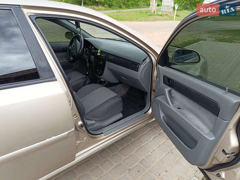 Седан Chevrolet Lacetti 2012 в Ямполе