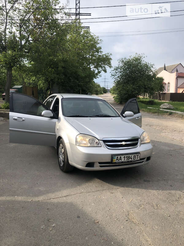 Седан Chevrolet Lacetti 2006 в Боярке