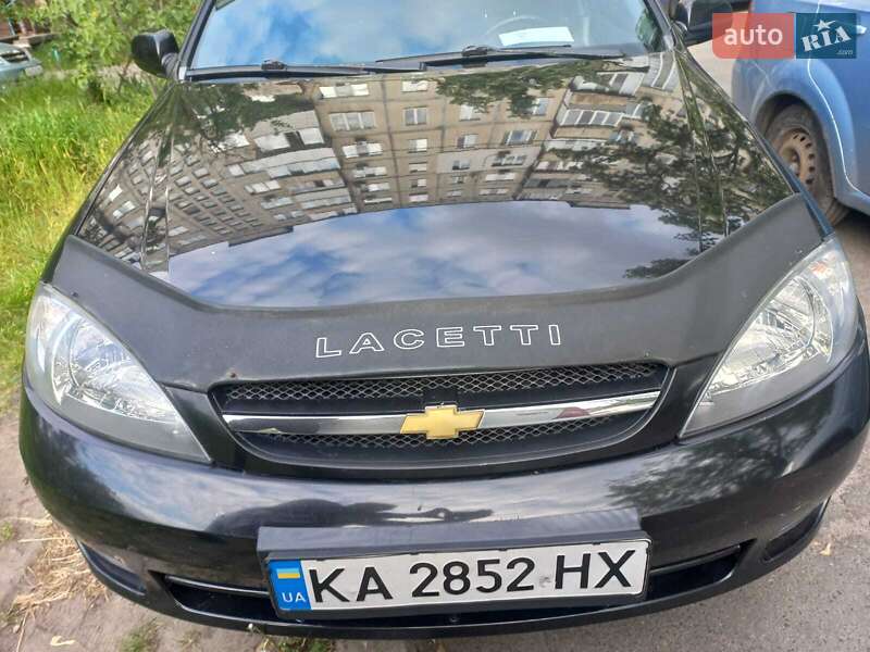 Хэтчбек Chevrolet Lacetti 2005 в Киеве