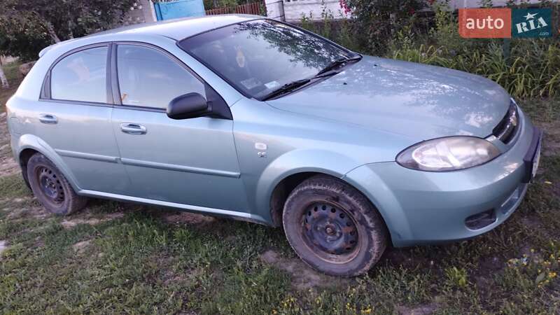 Хетчбек Chevrolet Lacetti 2006 в Березанці