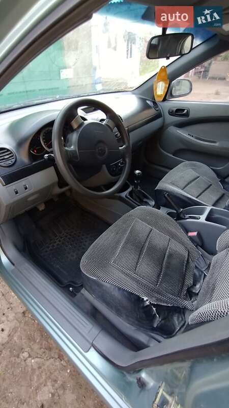 Хетчбек Chevrolet Lacetti 2006 в Березанці