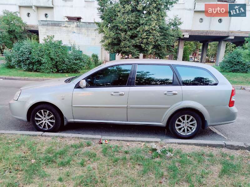 Універсал Chevrolet Lacetti 2006 в Києві