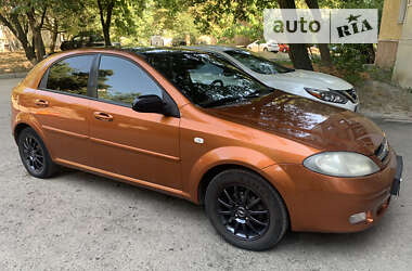 Хетчбек Chevrolet Lacetti 2006 в Кропивницькому