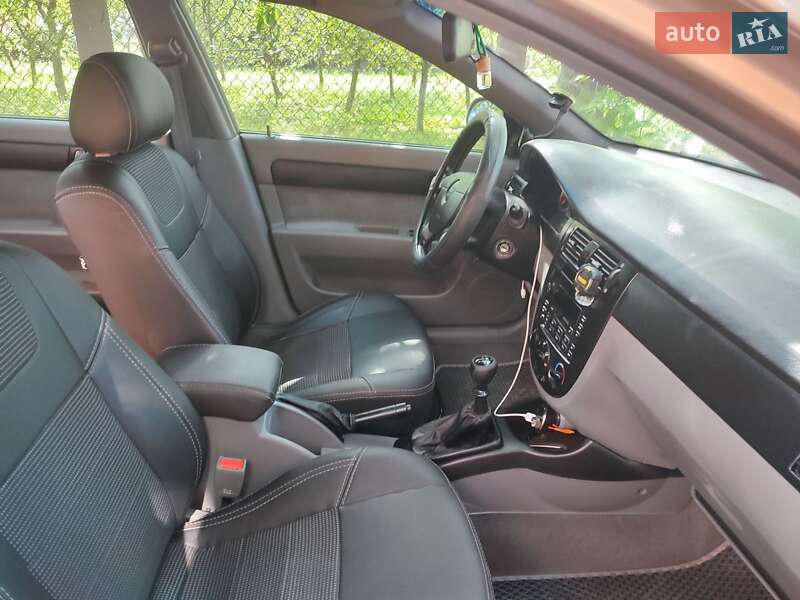 Седан Chevrolet Lacetti 2006 в Вінниці