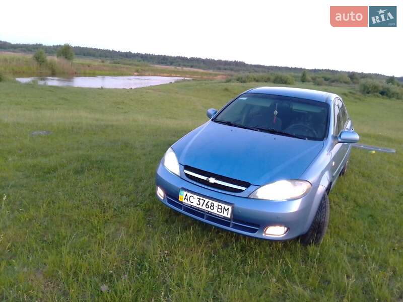 Хэтчбек Chevrolet Lacetti 2004 в Луцке