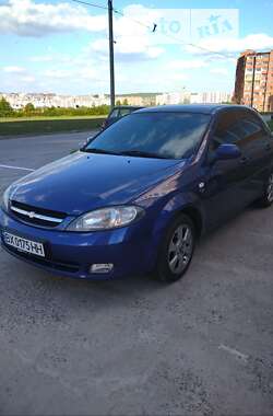 Хэтчбек Chevrolet Lacetti 2008 в Хмельницком