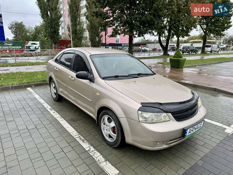 Седан Chevrolet Lacetti 2005 в Хмельницком