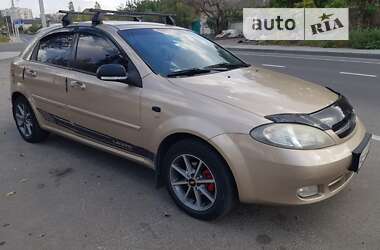 Хэтчбек Chevrolet Lacetti 2006 в Николаеве