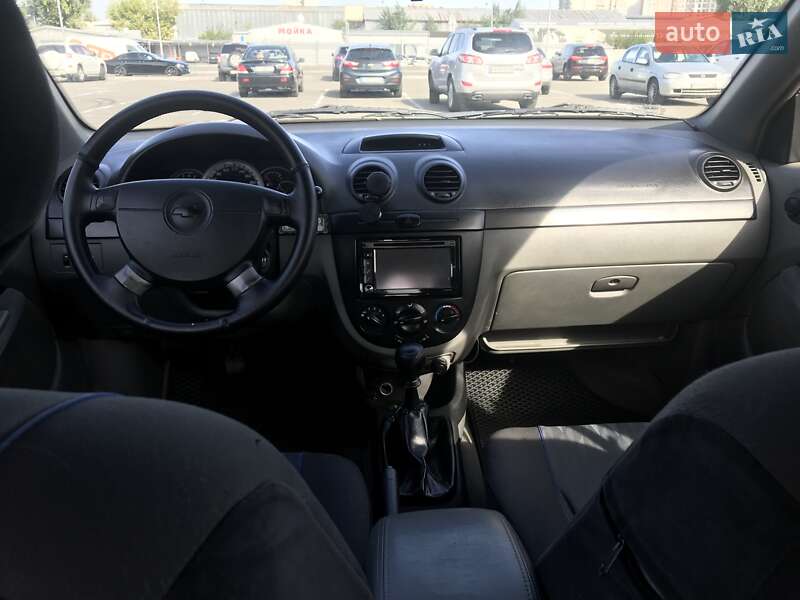Универсал Chevrolet Lacetti 2005 в Киеве фото 10 Универсал Chevrolet Lacetti 2005 в Киеве