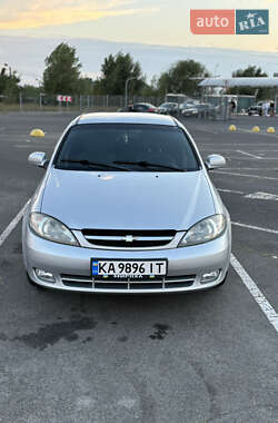 Хэтчбек Chevrolet Lacetti 2005 в Киеве