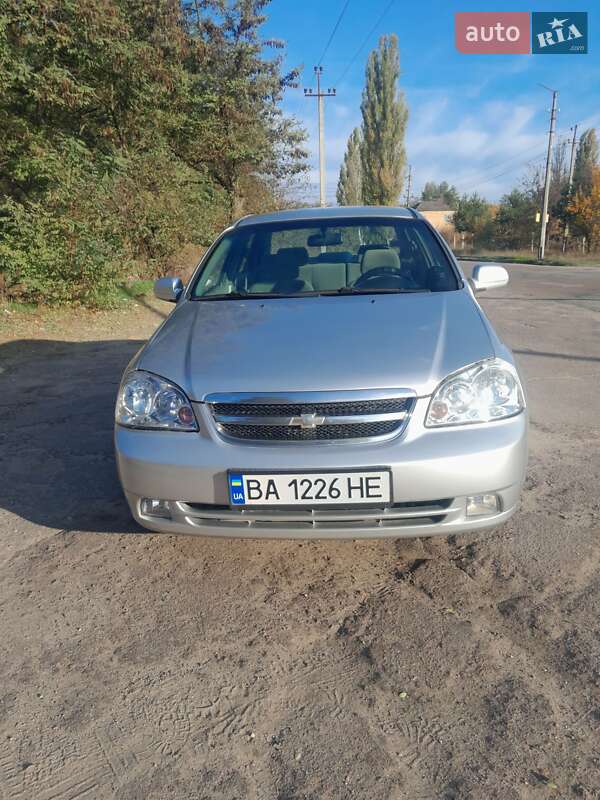 Chevrolet Lacetti 2012