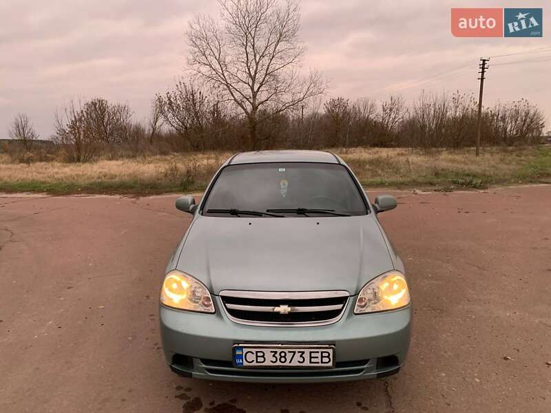 Седан Chevrolet Lacetti 2004 в Чернігові
