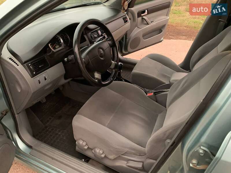 Седан Chevrolet Lacetti 2004 в Чернігові